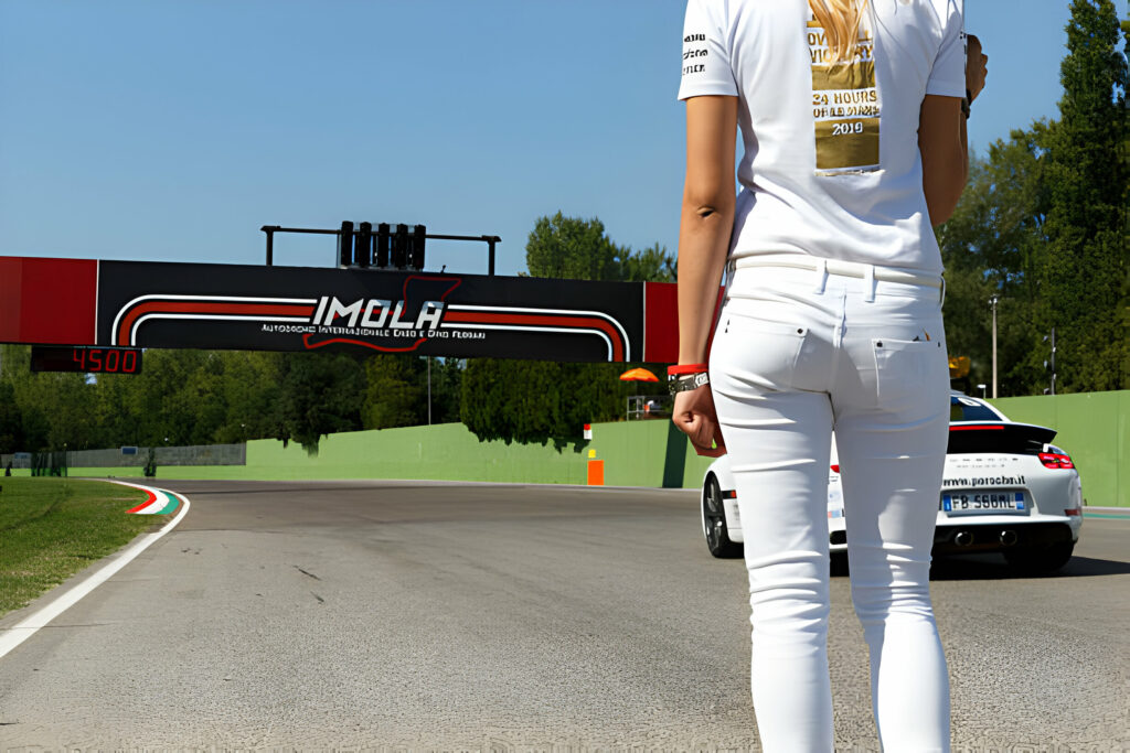 Accendendo i motori a Imola: Guida all’Autodromo Enzo e Dino Ferrari